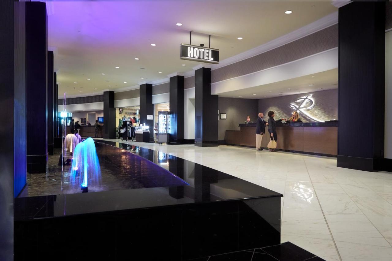 Riverside Casino & Golf Resort Buitenkant foto