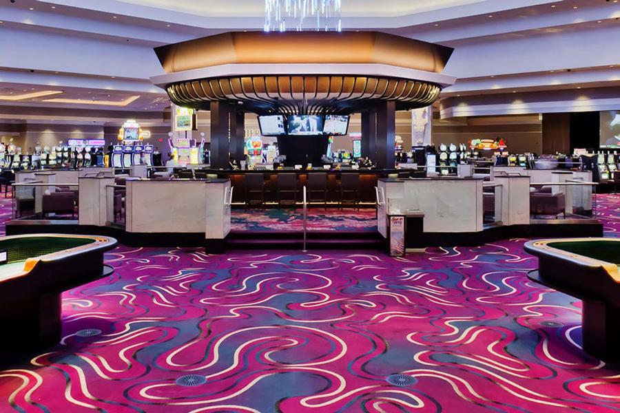 Riverside Casino & Golf Resort Buitenkant foto